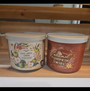 Bath & Body Works - 3 Wick Candle BUNDLE  *NEW*